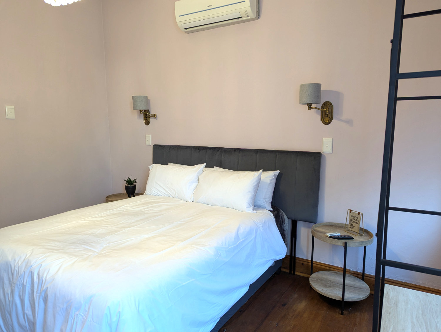 Karoo-Violet-Bed